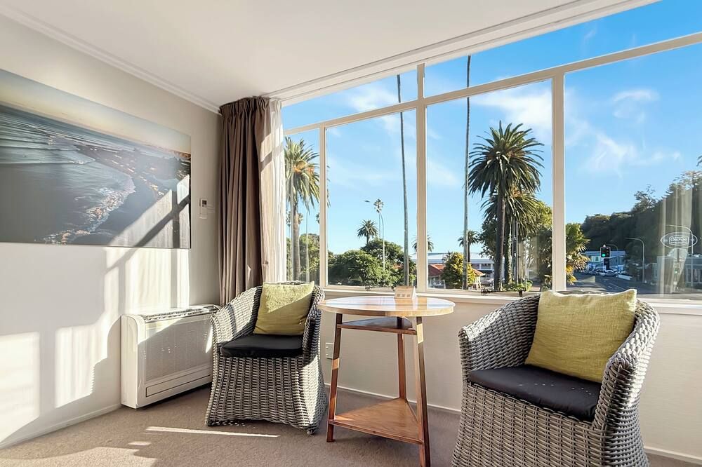 إكسبرس أوتيل - نابير - غرفة معيشة