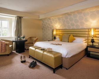 Castle Hotel Macroom - Macroom