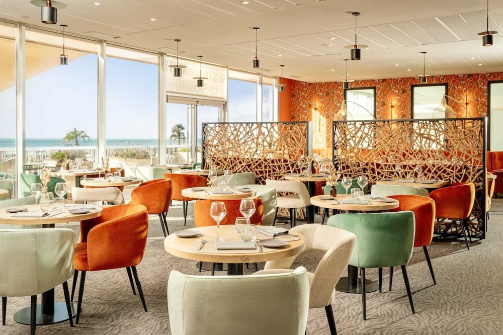 Hôtel De La Baie - Thalassothérapie Previthal - Donville-les-Bains - Restaurace