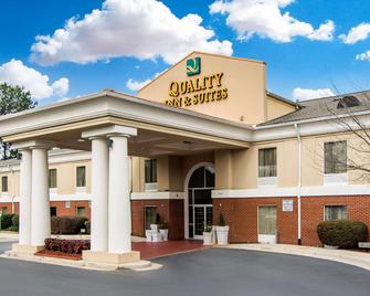 Quality Inn & Suites Decatur - Atlanta East - Decatur - Building