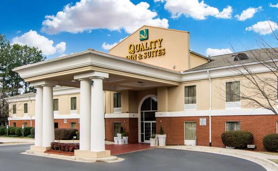 Quality Inn Suites Decatur Atlanta East 77 1 0 7