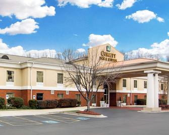 Quality Inn & Suites Decatur - Atlanta East - Decatur - Rakennus