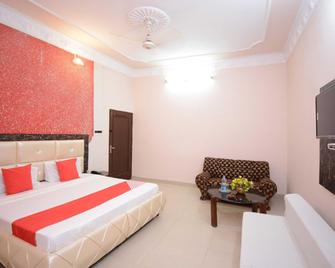 OYO 30358 Hotel Asia Palace - Pathānkot