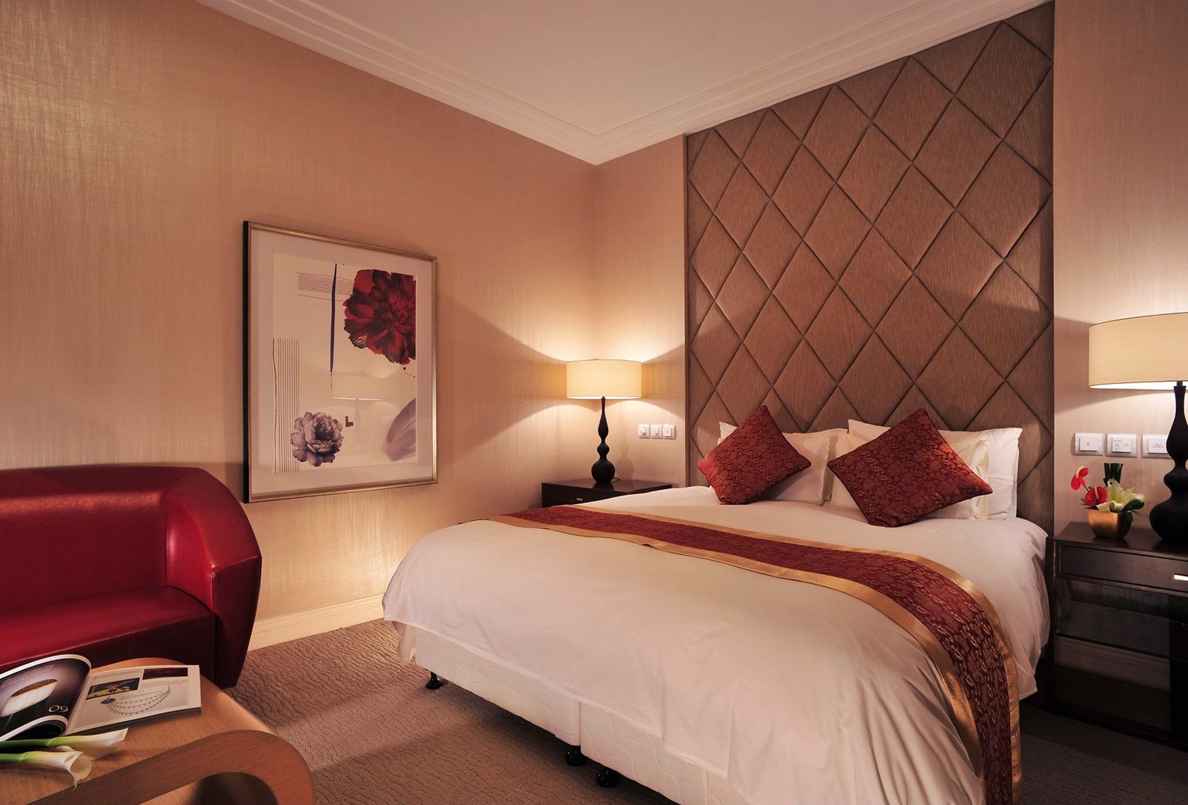 Broadway Mansions Hotel - Shanghai - Bedroom