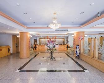 Tzu Chi Hotel - Pingtung City