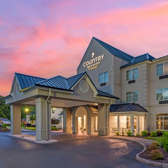 Building view of Country Inn & Suites by Radisson, Newport News, SO