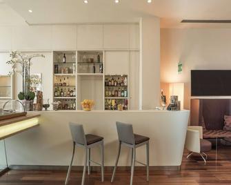 DoubleTree by Hilton Florence Metropole - Florens - Bar