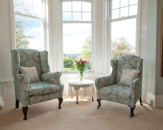 Rayanne House - Holywood - Sala de estar