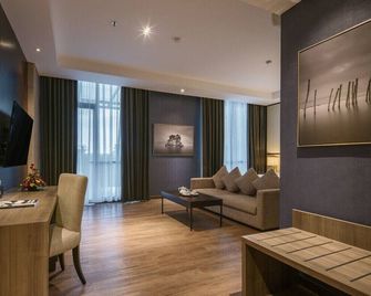 Luminor Hotel Pecenongan Jakarta By Wh - Yakarta - Sala de estar