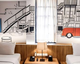 Triple Seven Bed & Breakfast - Bandung - Habitación