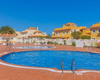 Las Rocas 115 - Fuerteventura Golf Club - La Oliva - Pool