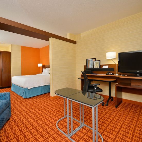 Bedroom view of Fairfield Inn & Suites by Marriott Elmira Corning