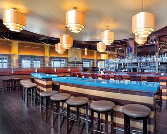 Club Wyndham Oceanside-2 Bedroom Deluxe Ocean View Suite - Oceanside - Bar