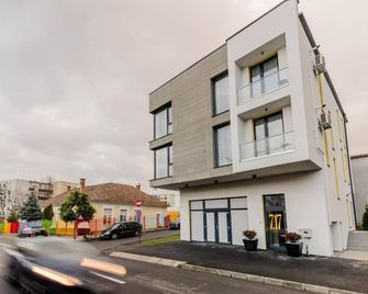 Apartments 7-17 Zorilor - Cluj Napoca - Building