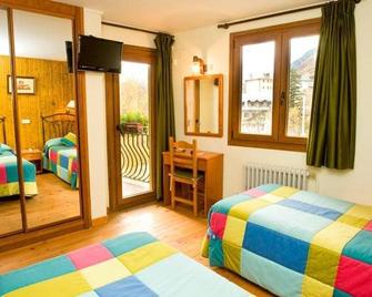 Hotel Llibrada - Benasque - Camera da letto