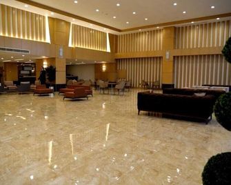 Divalin Hotel - Малатя - Лоббі