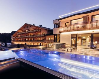 Hotel habicher hof - Your 4-Star Superior Wellness Hideaway - Oetz