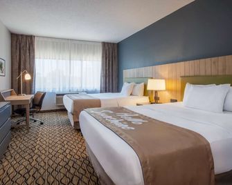 Days Inn & Suites by Wyndham Rochester Hills MI - Rochester Hills - Camera da letto