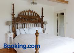 Villa am Trumpf - Individuelle Ferienwohnungen am See - Prenzlau - Slaapkamer
