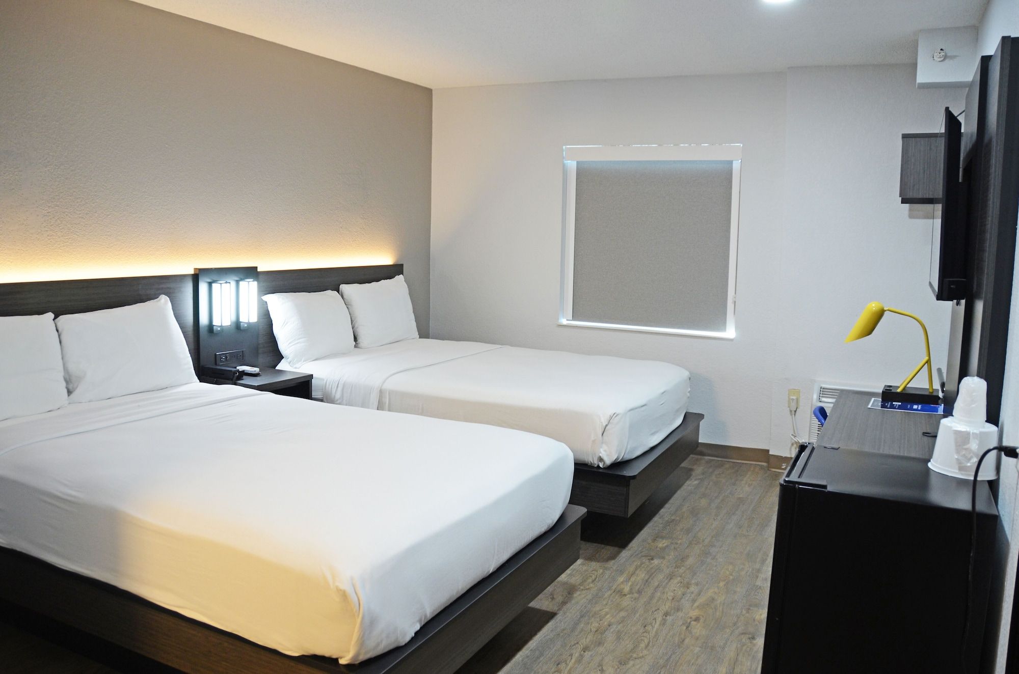 Motel 6-West Des Moines, Ia - ווסט דה מואן - חדר שינה