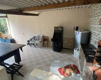 Swimming Pool, Barbecue, Football Field - Itapevi - Sala de estar