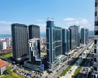 Orbi City - Apartments - Batum - Balkon