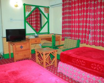Hotel Grand Continental - Gilgit - Habitación