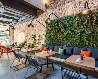 Athens Hub Hostel - אתונה - מסעדה