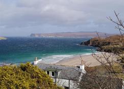 Sangobeag - a cottage that sleeps 6 guests in 3 bedrooms - Durness - Beach