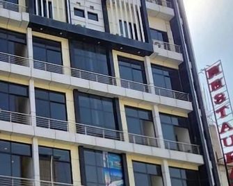 Tulip Capital Hotel - Islamabad - Edificio