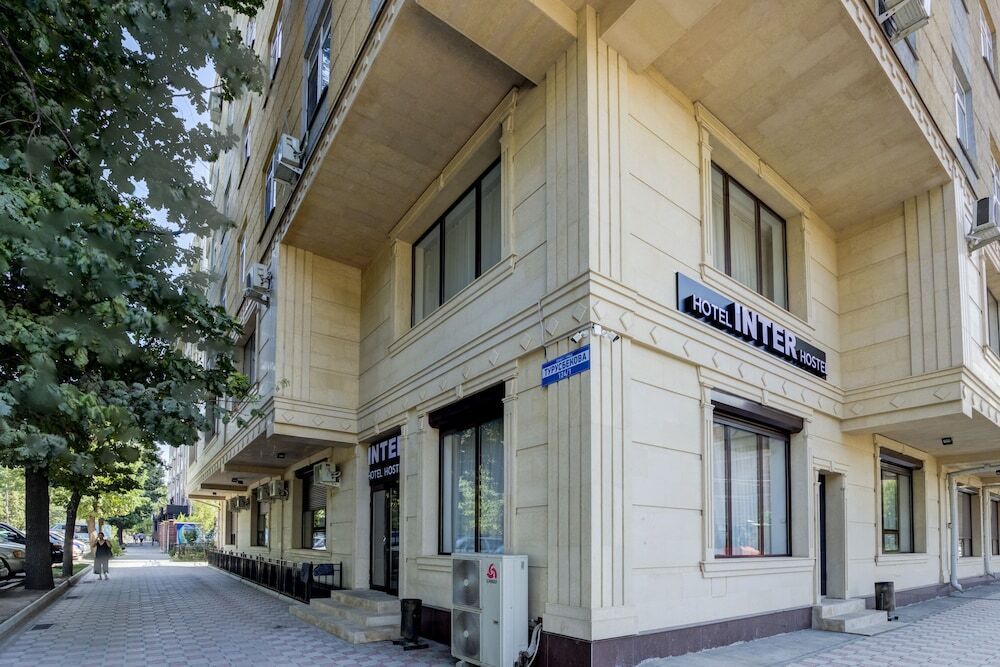 Inter Hotel Bishkek - בישקק - בניין