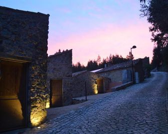 Vale do Ninho Nature Houses - Ferraria de São João - Exterior