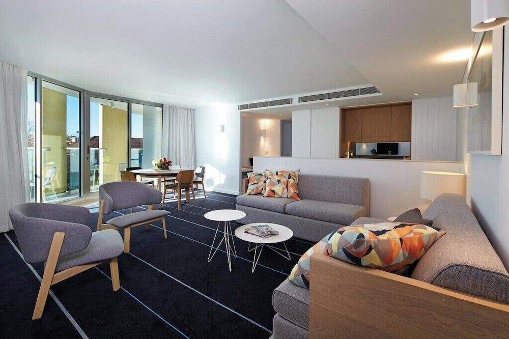 Bondi Beach Sydney Family Three Bedroom Apartment - Bondi Beach - Living room