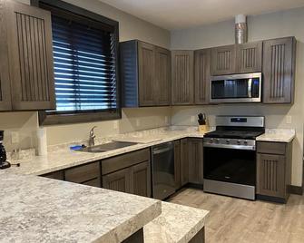Modern condominium in Ennis - Ennis - Kitchen