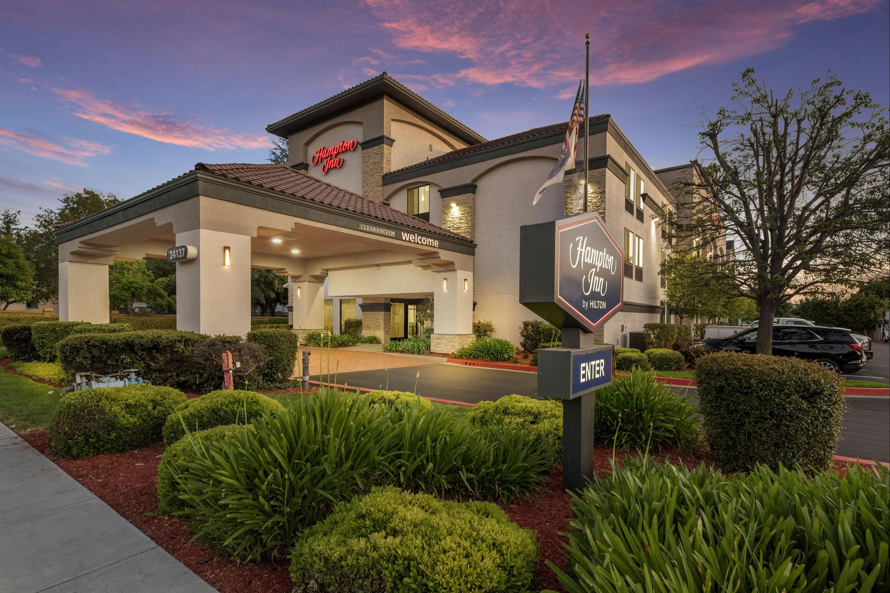Hampton Inn Oakland/Hayward - Hayward - Будівля