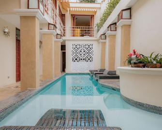 Casa Sanchez Hotel - Santo Domingo - Bể bơi