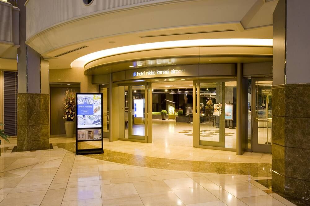 هوتل نيكو كانساي إيربورت