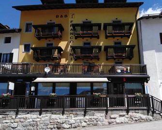 Hotel B&B Francolini - Folgaria - Building