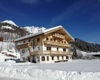 Apartment Santnerhof - Virgen - Building