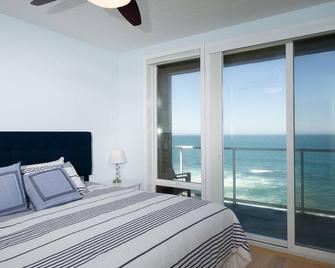 Whale Crossing - Depoe Bay - Bedroom
