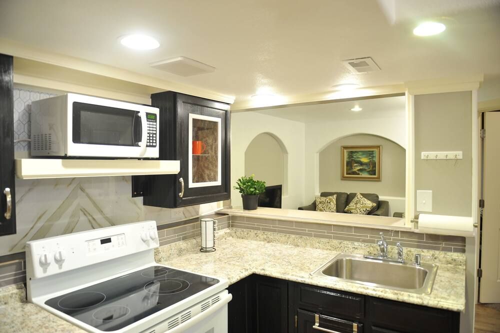 independentbasement owner and family lives upstair ,comfortable and clean - دنفر (كولورادو) - مطبخ