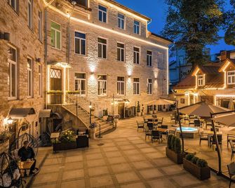 The von Stackelberg Hotel Tallinn - Tallinn - Patio