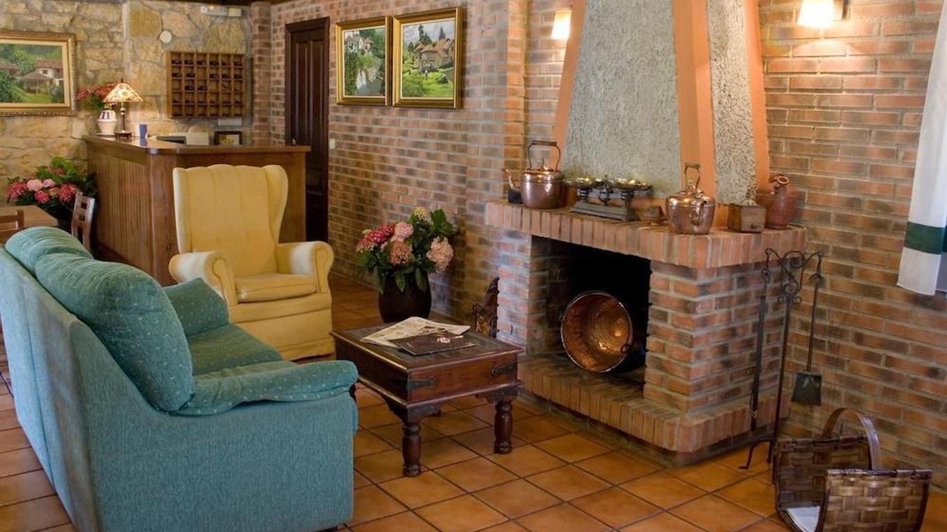 Hotel Rural Entremontes