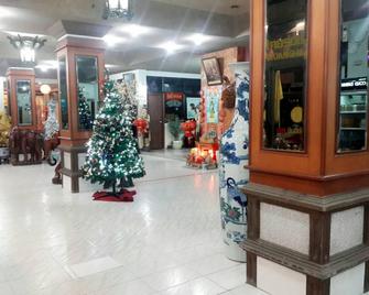 Thairungruang Backpackers Suratthani - Surat Thani - Lobby