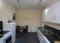 St Magnus Self Catering Lerwick - Лервік - Кухня