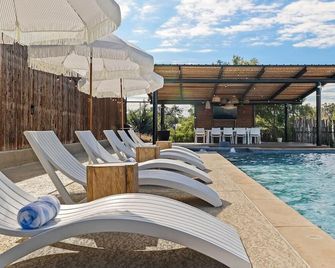 Leisure Escape in the TX Hill Country - Dripping Springs - Piscina