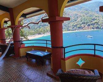 Casa Bahia Bonita - Yelapa - Balcón