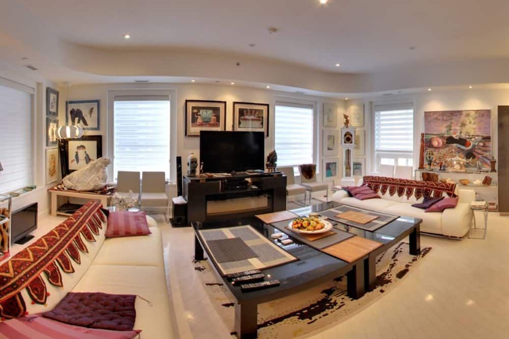Mariaggi's Theme Suite Hotel & Spa - Winnipeg