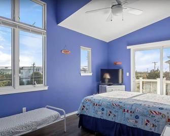 Deluxe 6 Bedroom home in Loveladies with Pool! - Barnegat Light - Habitación