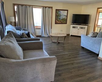 Studio 6 Lake George Ny Adirondacks - Lake George - Sala de estar